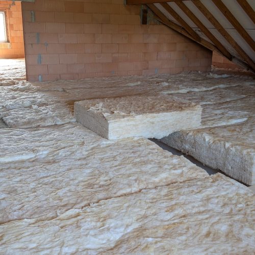 Isolation thermique par déroulé en Moselle – Éole Isolation